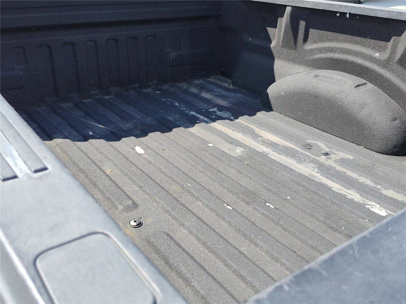 Used 2019 Ford F150 XLT w/ Trailer Tow Package image 6