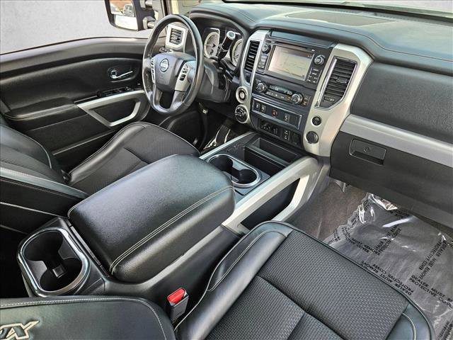 Used 2017 Nissan Titan PRO-4X AWD/4WD image 24