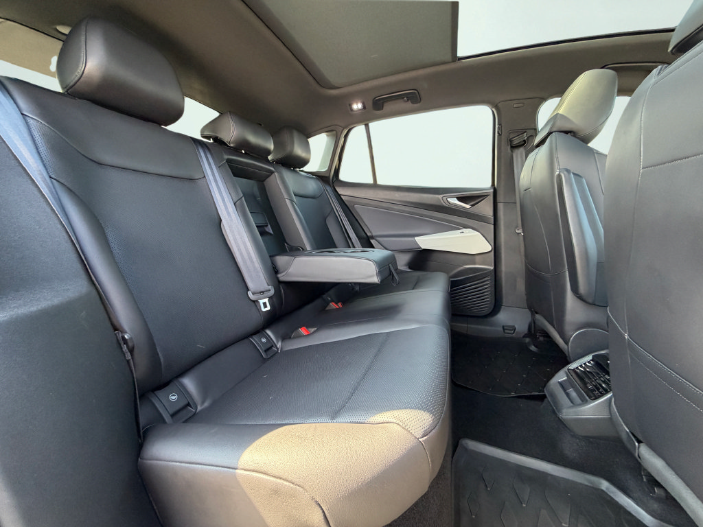 Used 2021 Volkswagen ID.4 1st Edition RWD image 38