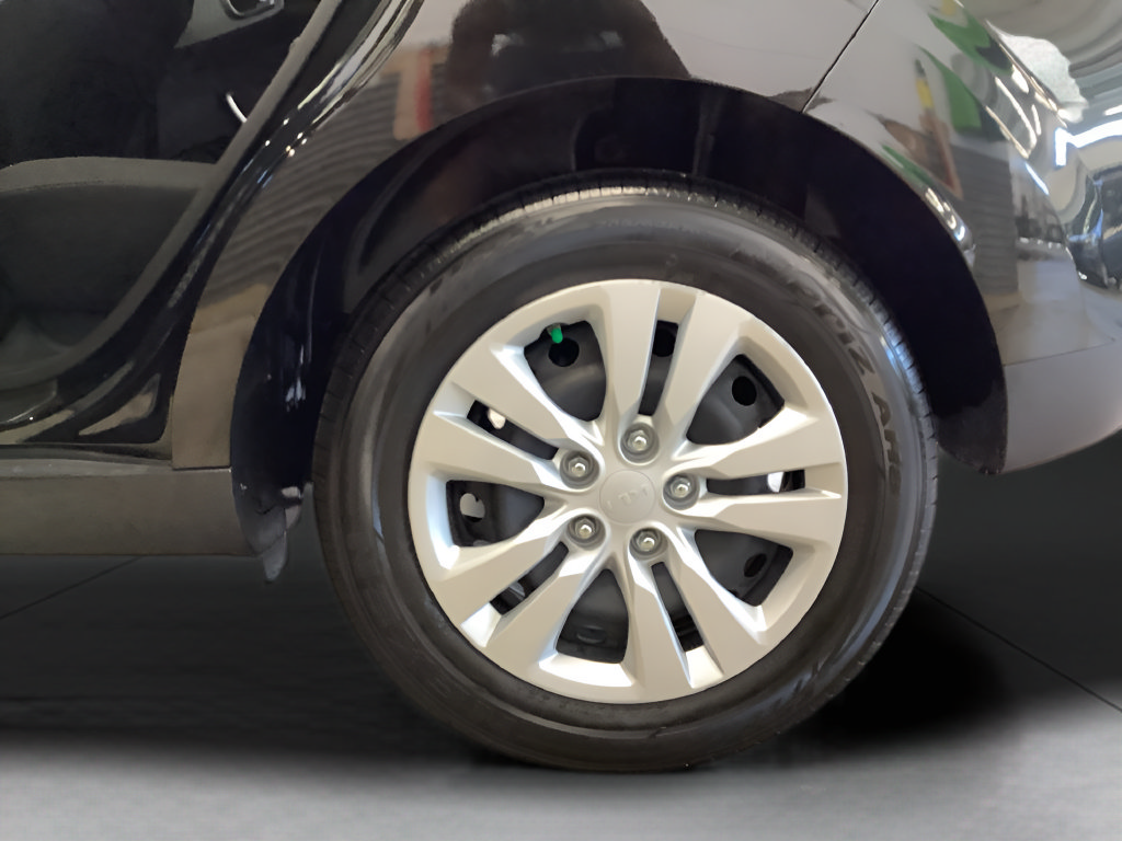 Certified 2023 Kia Soul LX FWD image 21