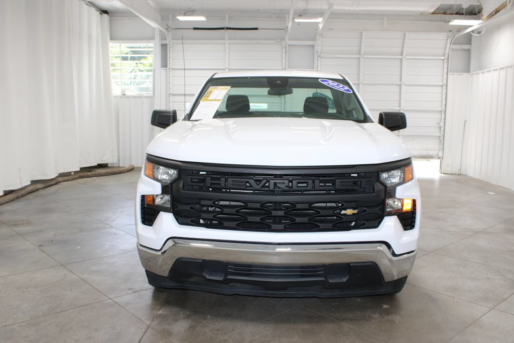 Used 2022 Chevrolet Silverado 1500 W/T RWD image 3