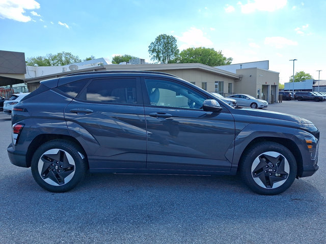 Certified 2024 Hyundai Kona SEL FWD image 7