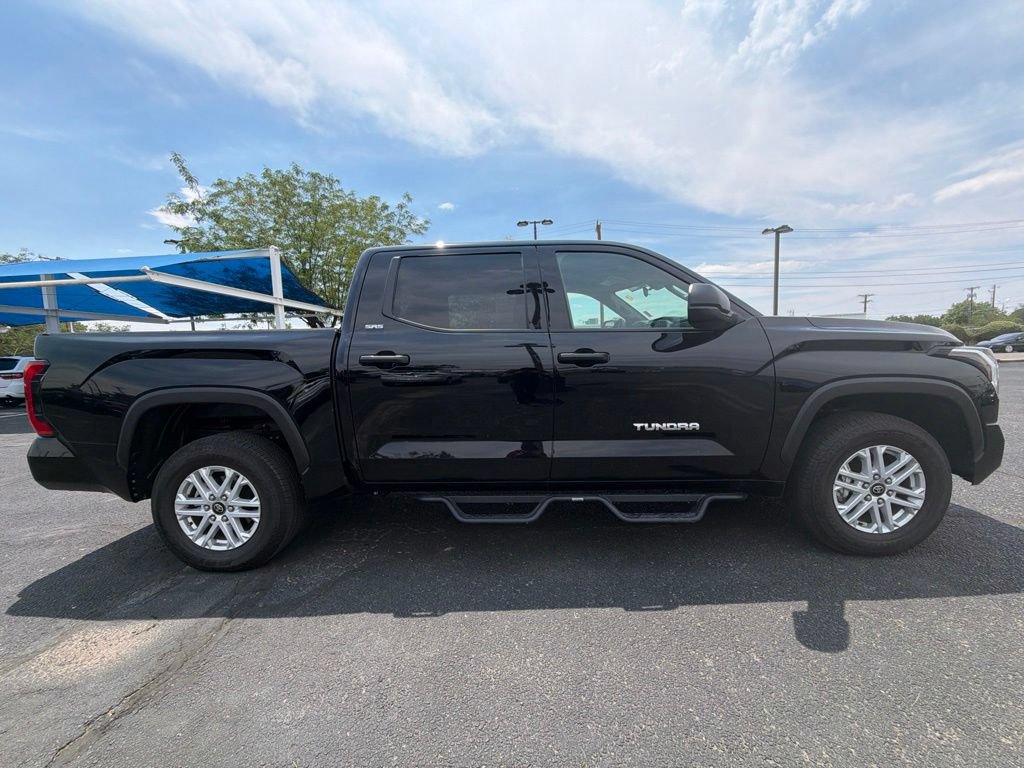 Used 2025 Toyota Tundra SR5 AWD/4WD image 7