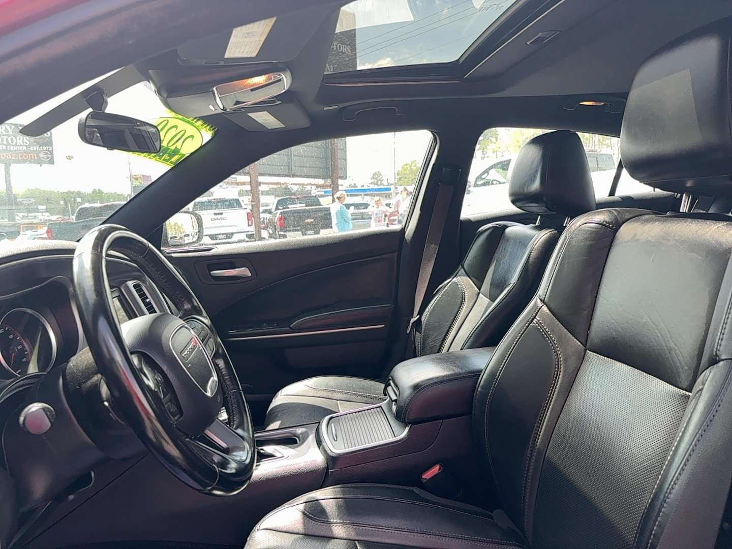 Used 2020 Dodge Charger SXT w/ Leather Interior Group RWD image 19