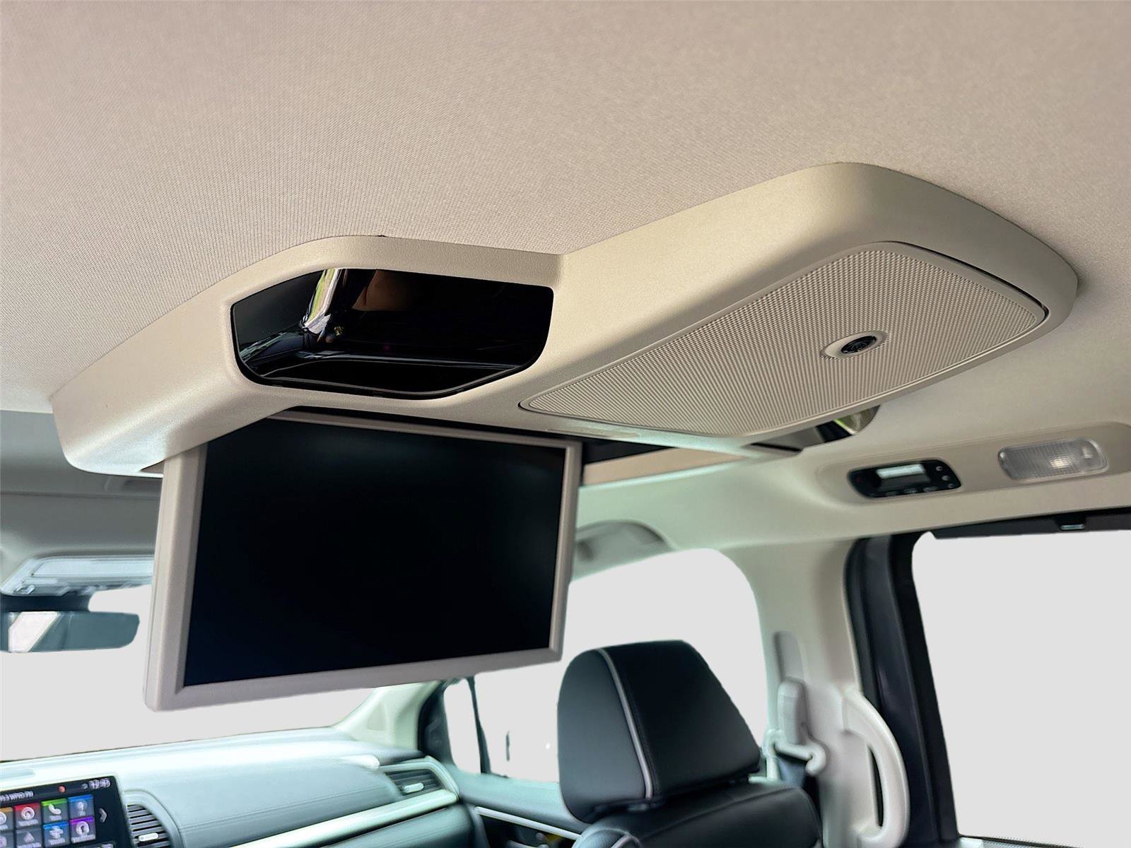 New 2026 Honda Odyssey Touring image 30