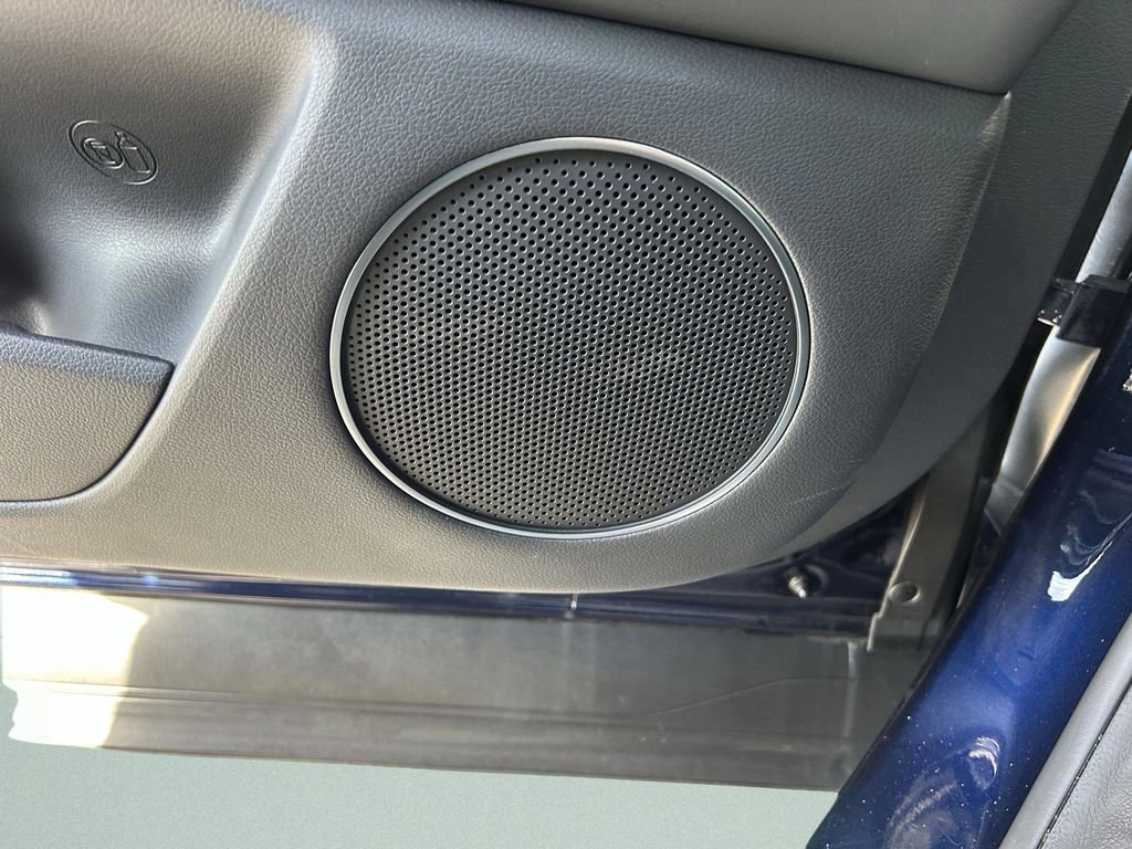 Used 2025 Genesis GV80 3.5T Prestige image 21