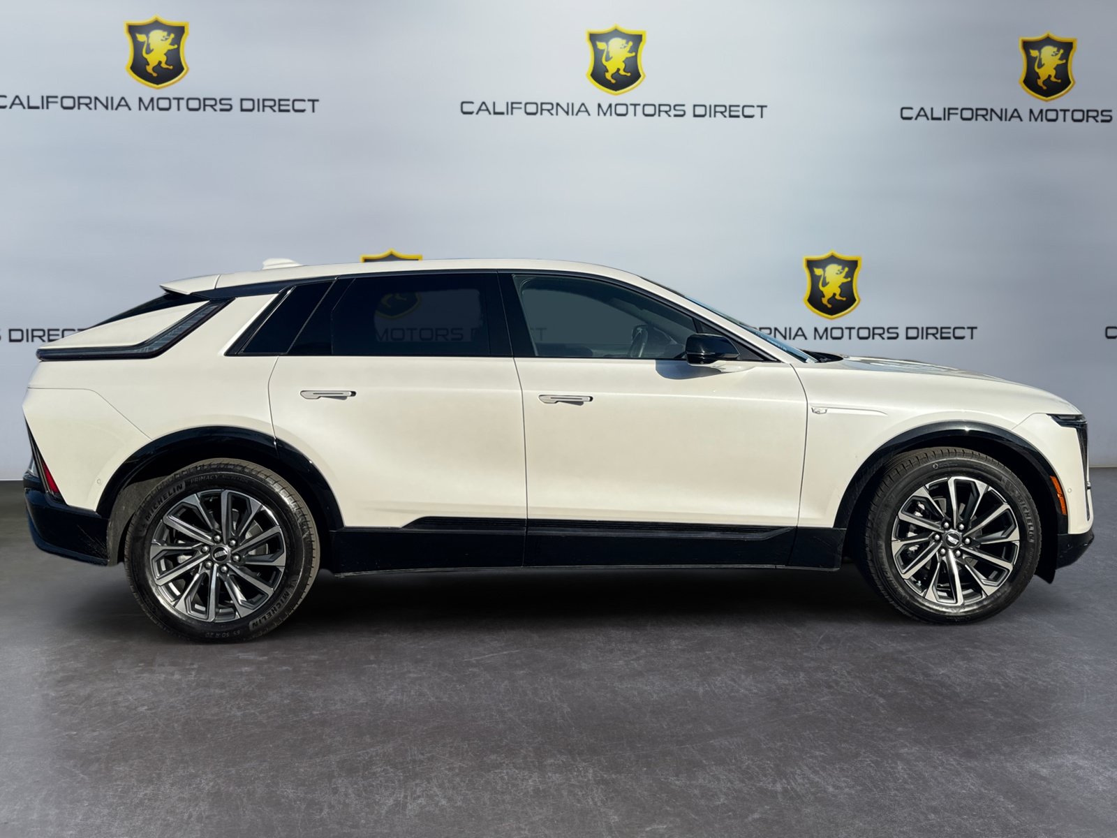 Used 2024 Cadillac Lyriq Sport RWD image 6