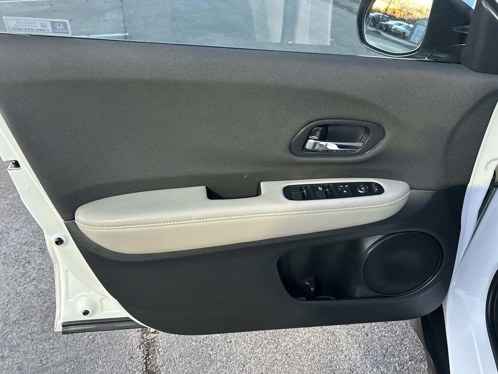 Used 2021 Honda HR-V LX image 20