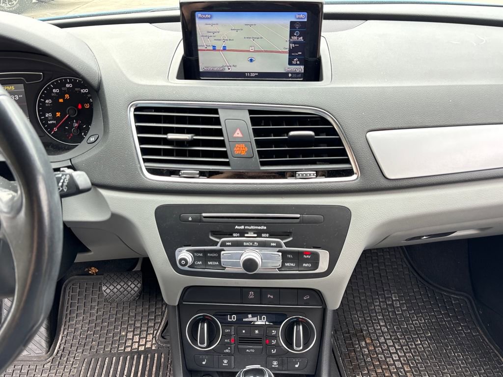 Used 2016 Audi Q3 2.0T Premium Plus w/ Technology Package image 24