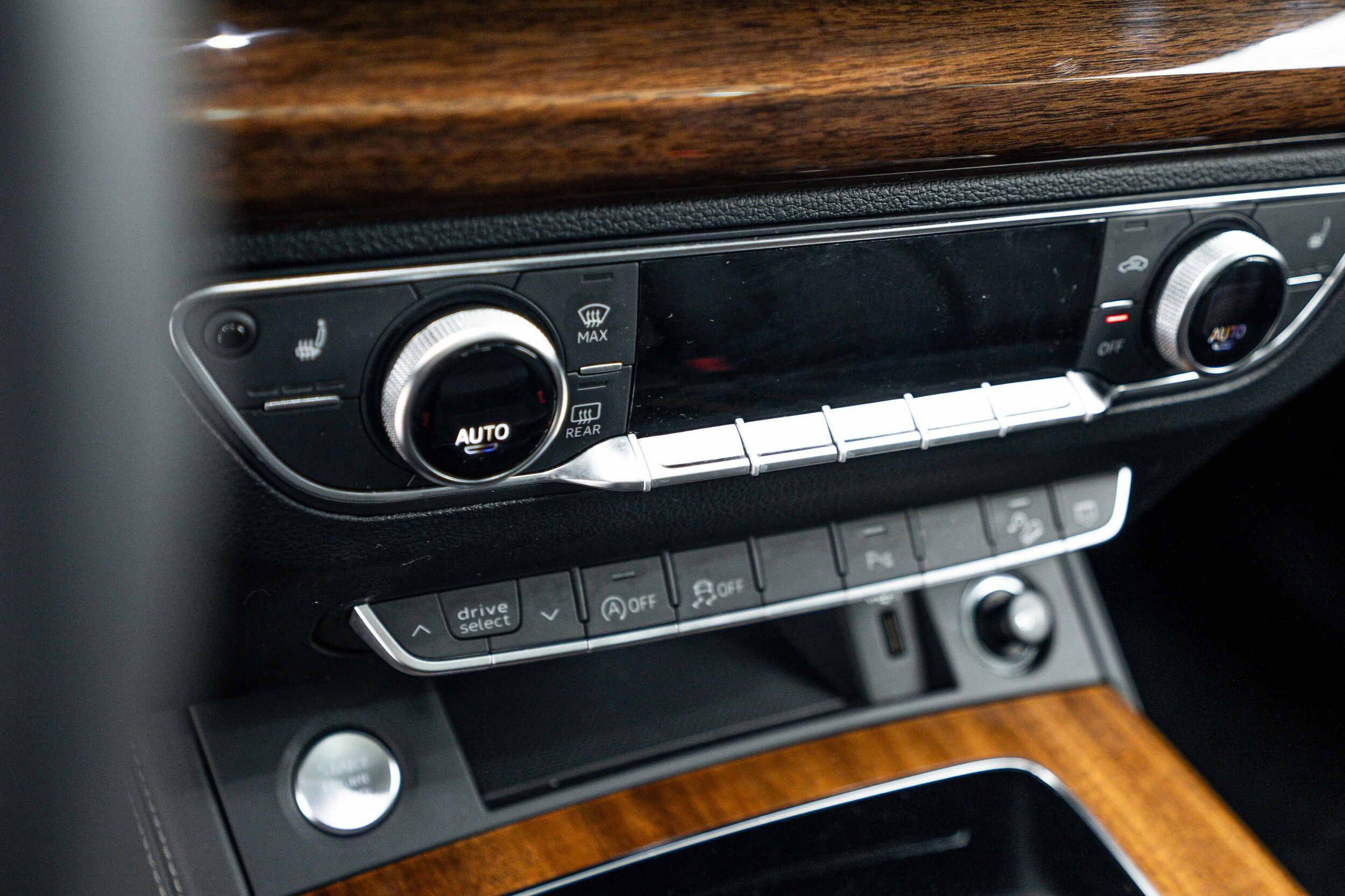 Certified 2023 Audi Q5 2.0T Premium Plus w/ Premium Plus Package AWD/4WD image 12