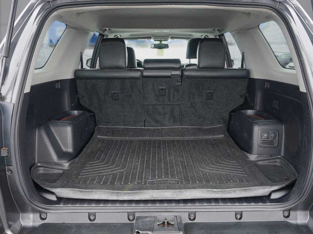 Used 2016 Toyota 4Runner Limited image 19