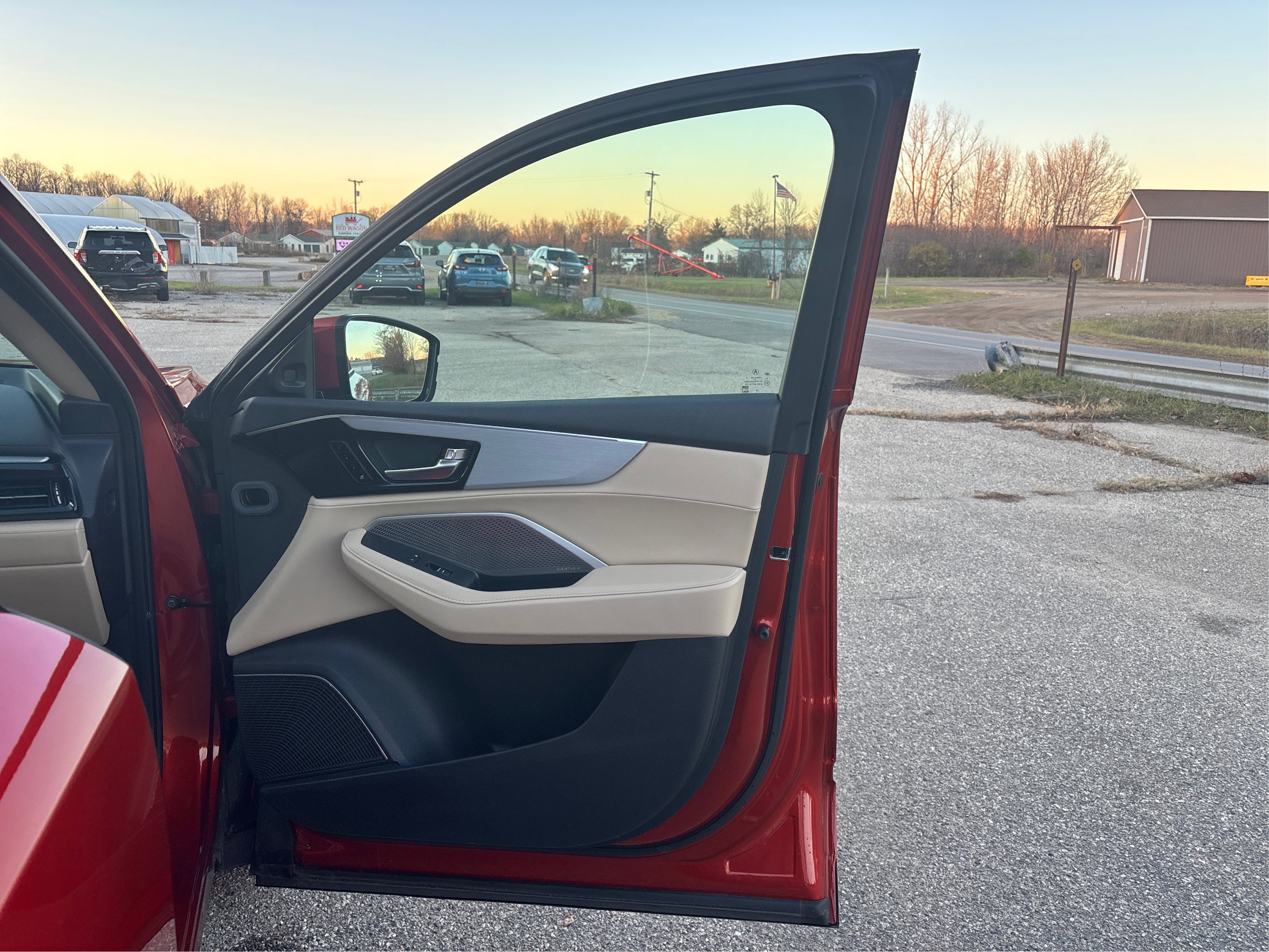 Used 2024 Acura MDX SH-AWD w/ Technology Package image 26