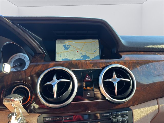 Used 2015 Mercedes-Benz GLK 350 4MATIC image 16