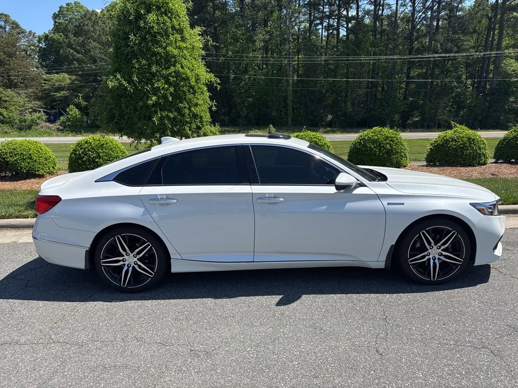 Used 2022 Honda Accord Touring image 5