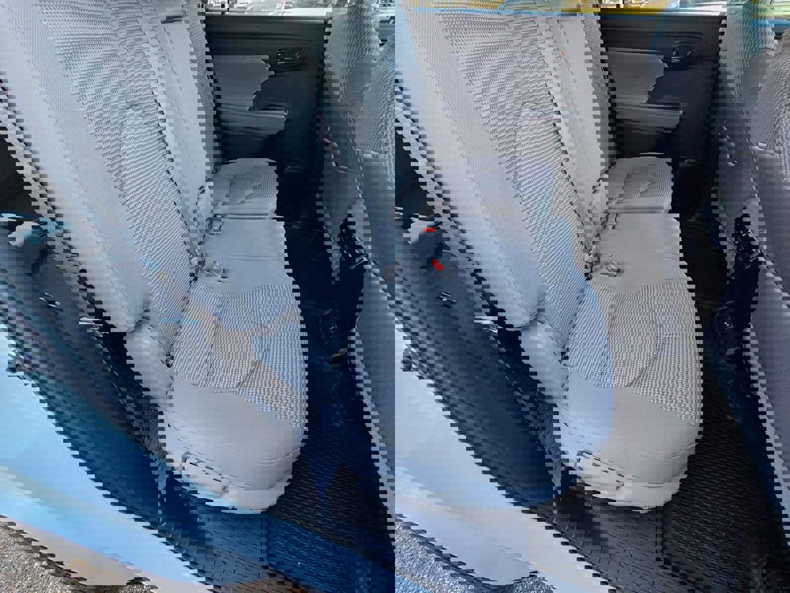 Used 2023 Toyota Highlander L image 25