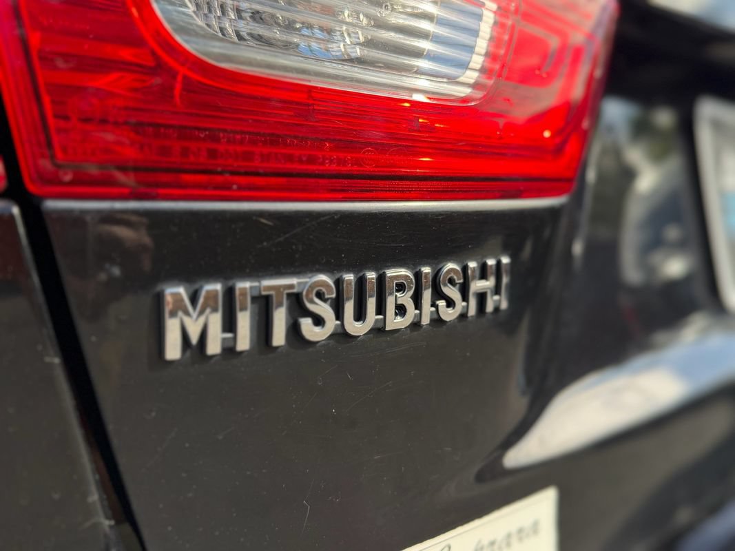 Used 2011 Mitsubishi Outlander Sport SE AWD/4WD image 26