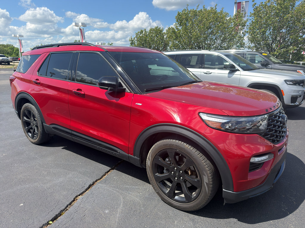 Used 2023 Ford Explorer ST-Line w/ Class IV Trailer Tow Package RWD image 3