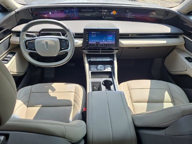 Certified 2024 Lincoln Nautilus Premier AWD/4WD image 24