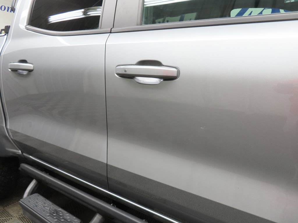 Used 2024 Chevrolet Colorado ZR2 w/ Safety Package image 24