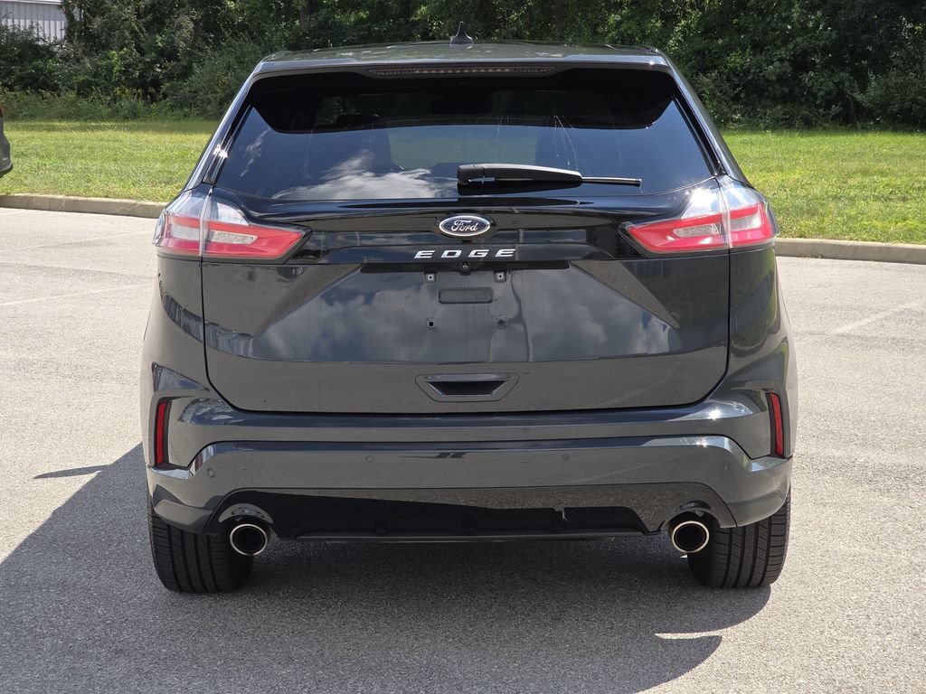 Used 2021 Ford Edge ST-Line AWD/4WD image 10