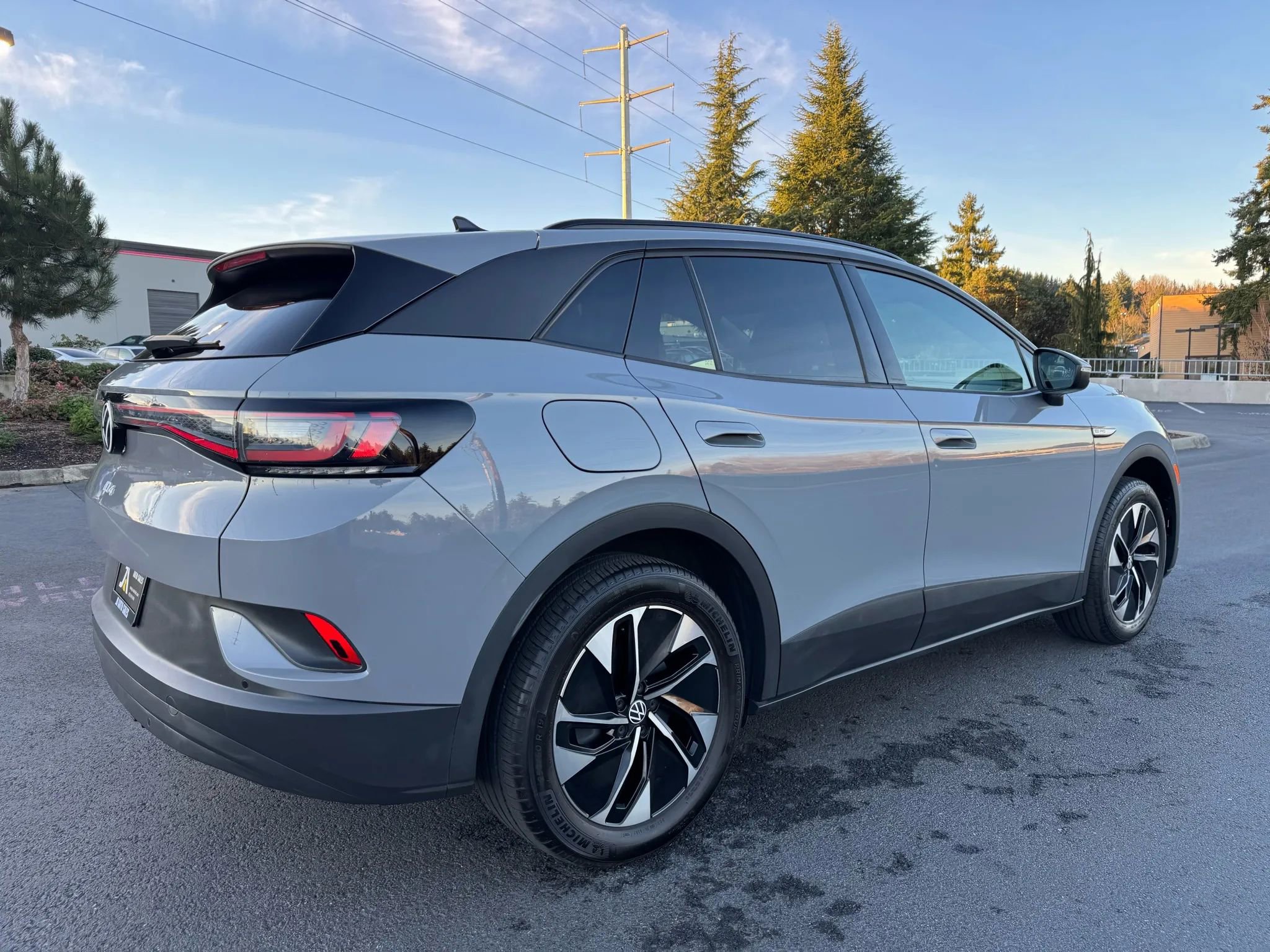 Used 2021 Volkswagen ID.4 Pro AWD/4WD image 11