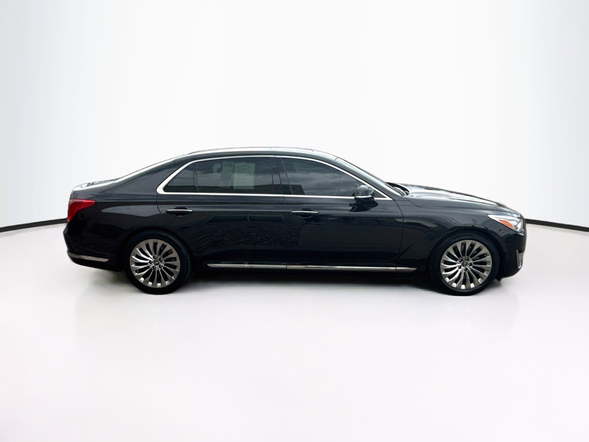 Used 2019 Genesis G90 3.3T Premium AWD/4WD image 10