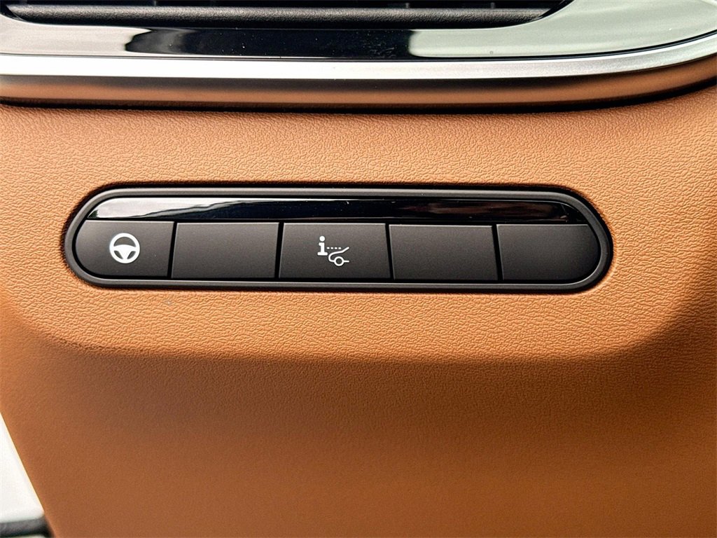 New 2026 INFINITI QX60 Autograph w/ Dark Cargo Package image 10