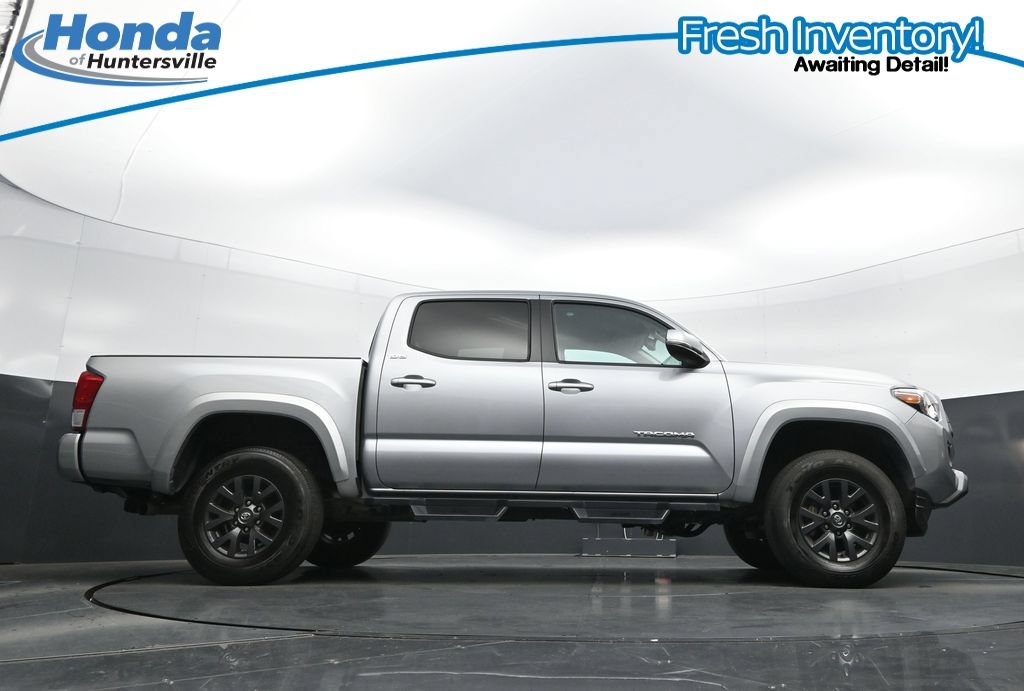Used 2023 Toyota Tacoma SR5 w/ Technology Package AWD/4WD image 40