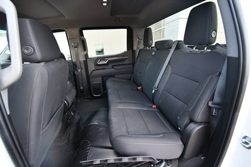 Used 2023 Chevrolet Silverado 1500 RST w/ Z71 Off-Road Package AWD/4WD image 15