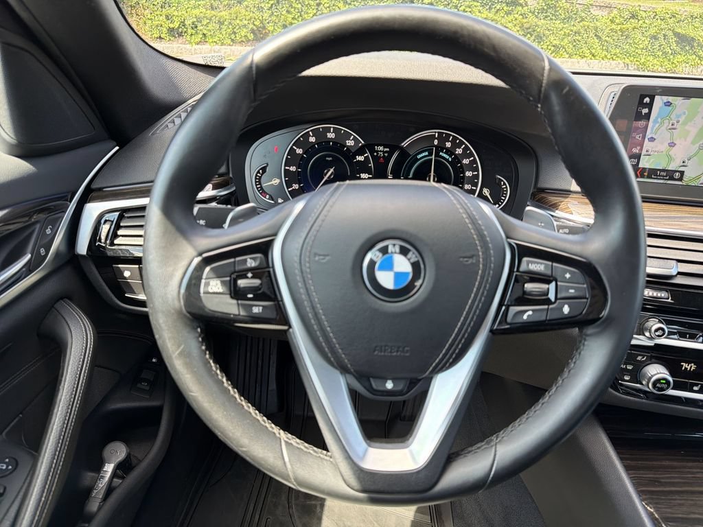 Used 2018 BMW 530e xDrive AWD/4WD image 23