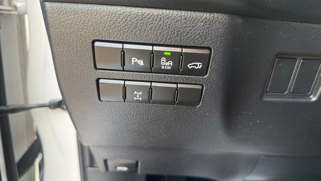 Used 2015 Lexus NX 200t AWD w/ Premium Package image 17