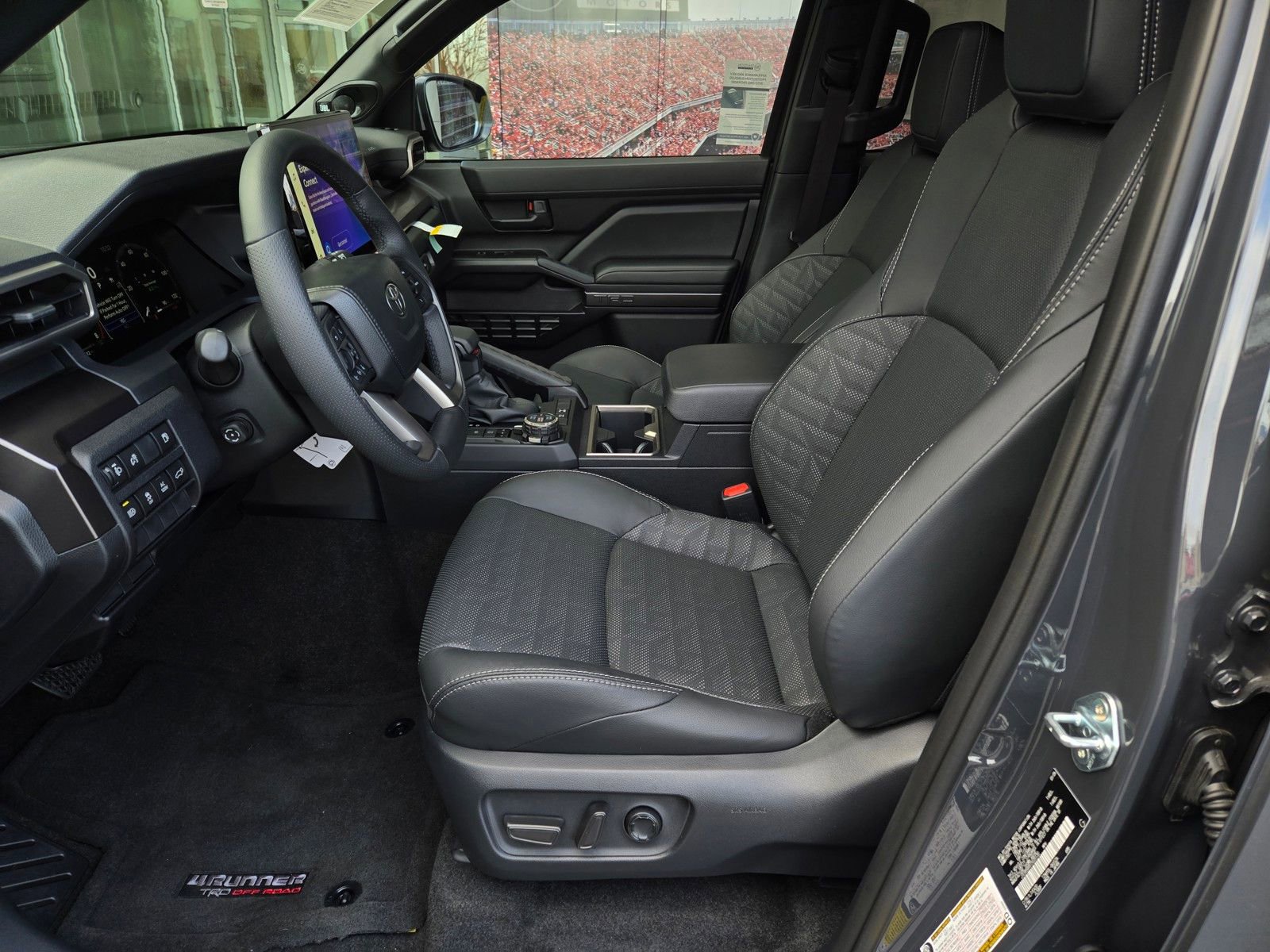 Certified 2026 Toyota 4Runner TRD Off-Road Premium AWD/4WD image 15