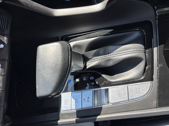 Used 2024 Hyundai Elantra Limited FWD image 31