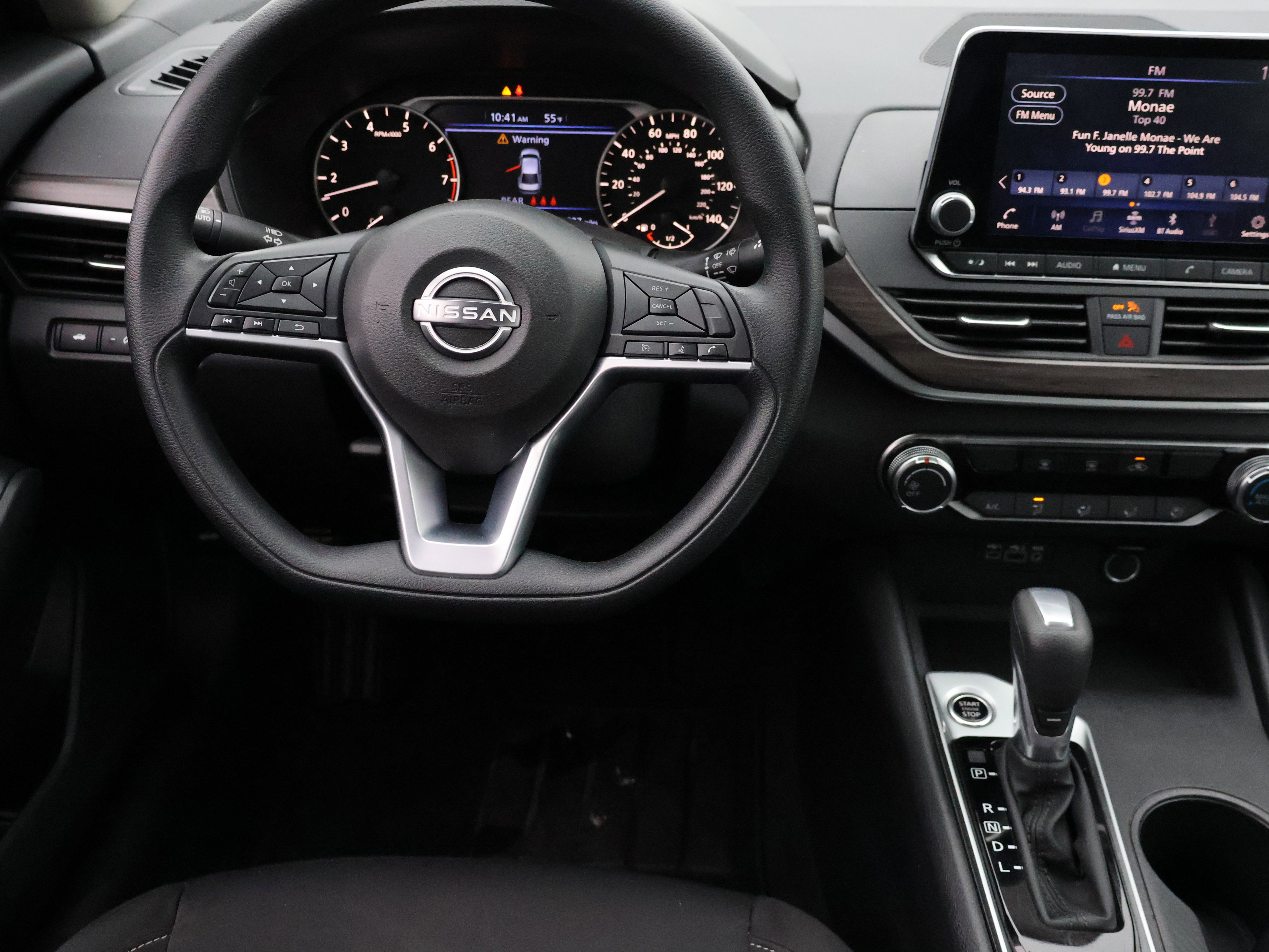 Used 2025 Nissan Altima 2.5 SV image 18