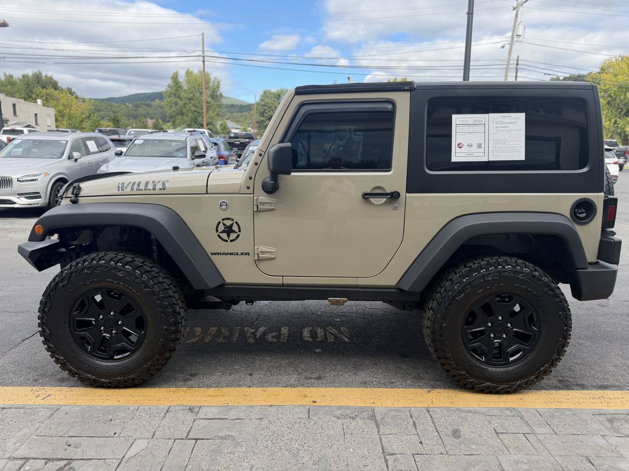 Used 2017 Jeep Wrangler Sport AWD/4WD image 5