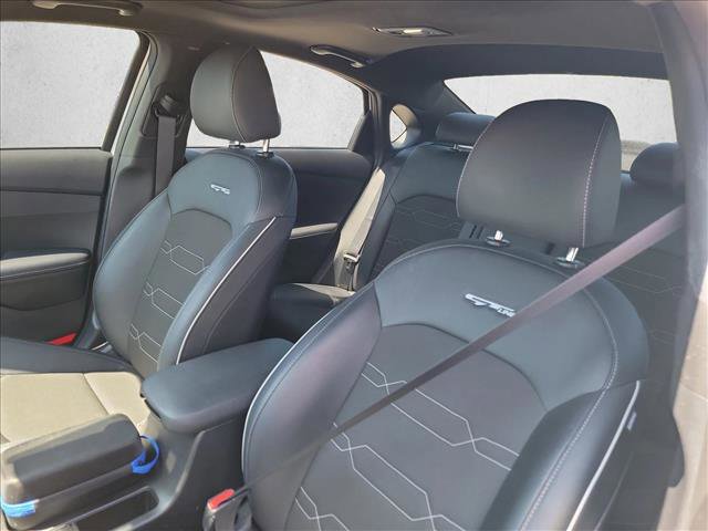 Used 2023 Kia Forte GT-Line w/ GT-Line Premium Package image 13