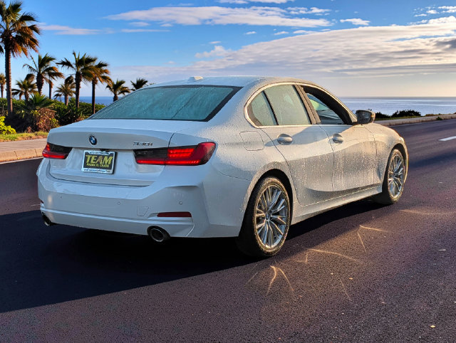 Used 2024 BMW 330i Sedan RWD image 5