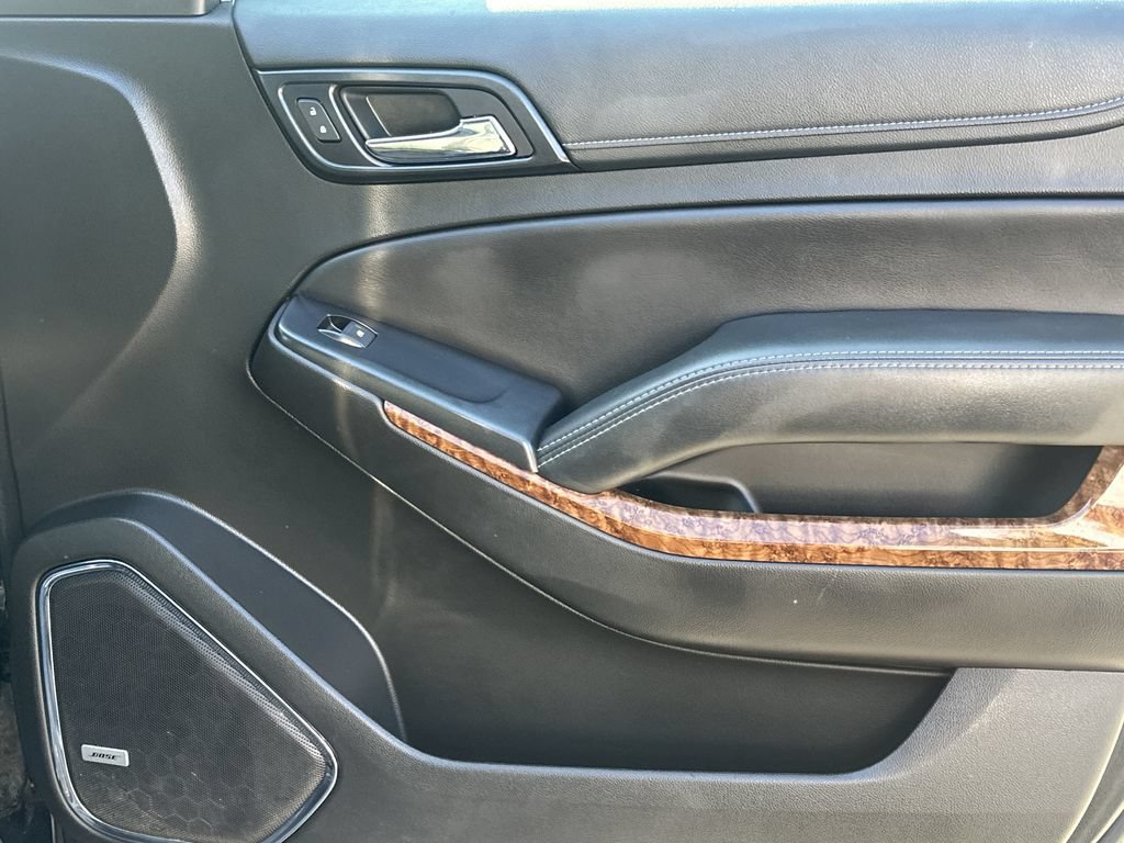 Used 2017 Chevrolet Suburban Premier AWD/4WD image 15