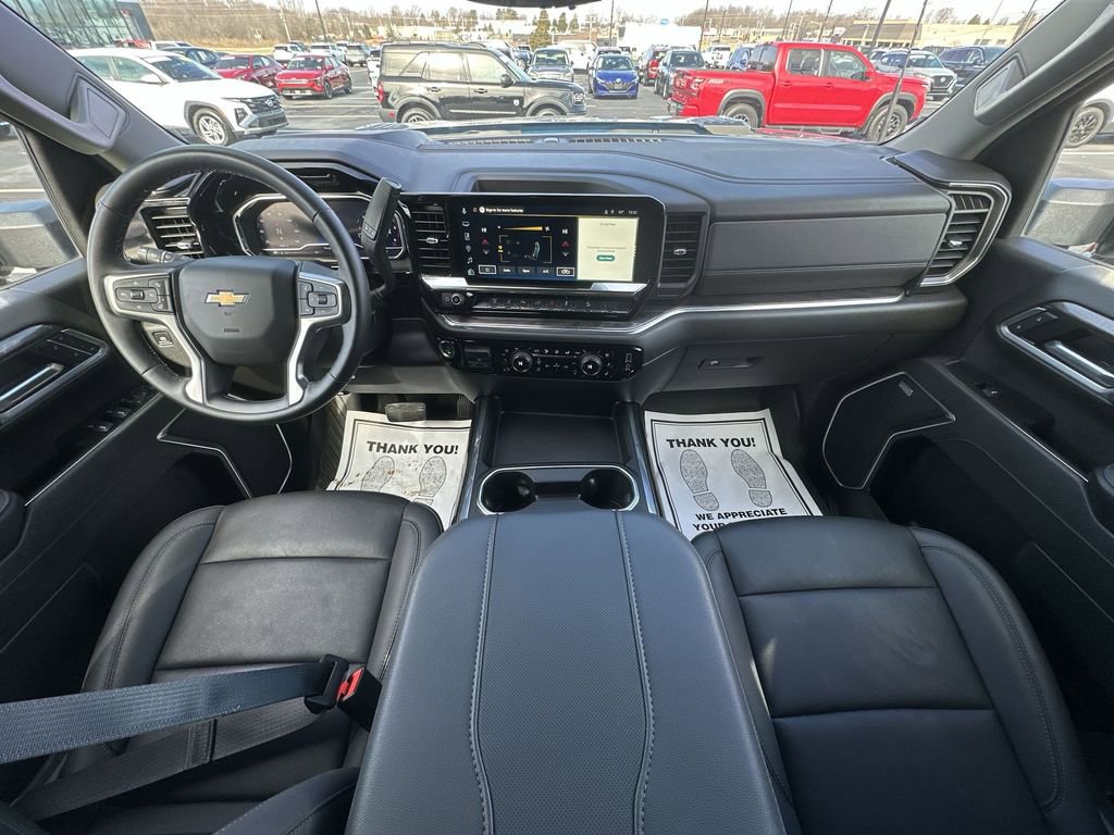 Used 2025 Chevrolet Silverado 2500 LTZ w/ LTZ Premium Package image 20