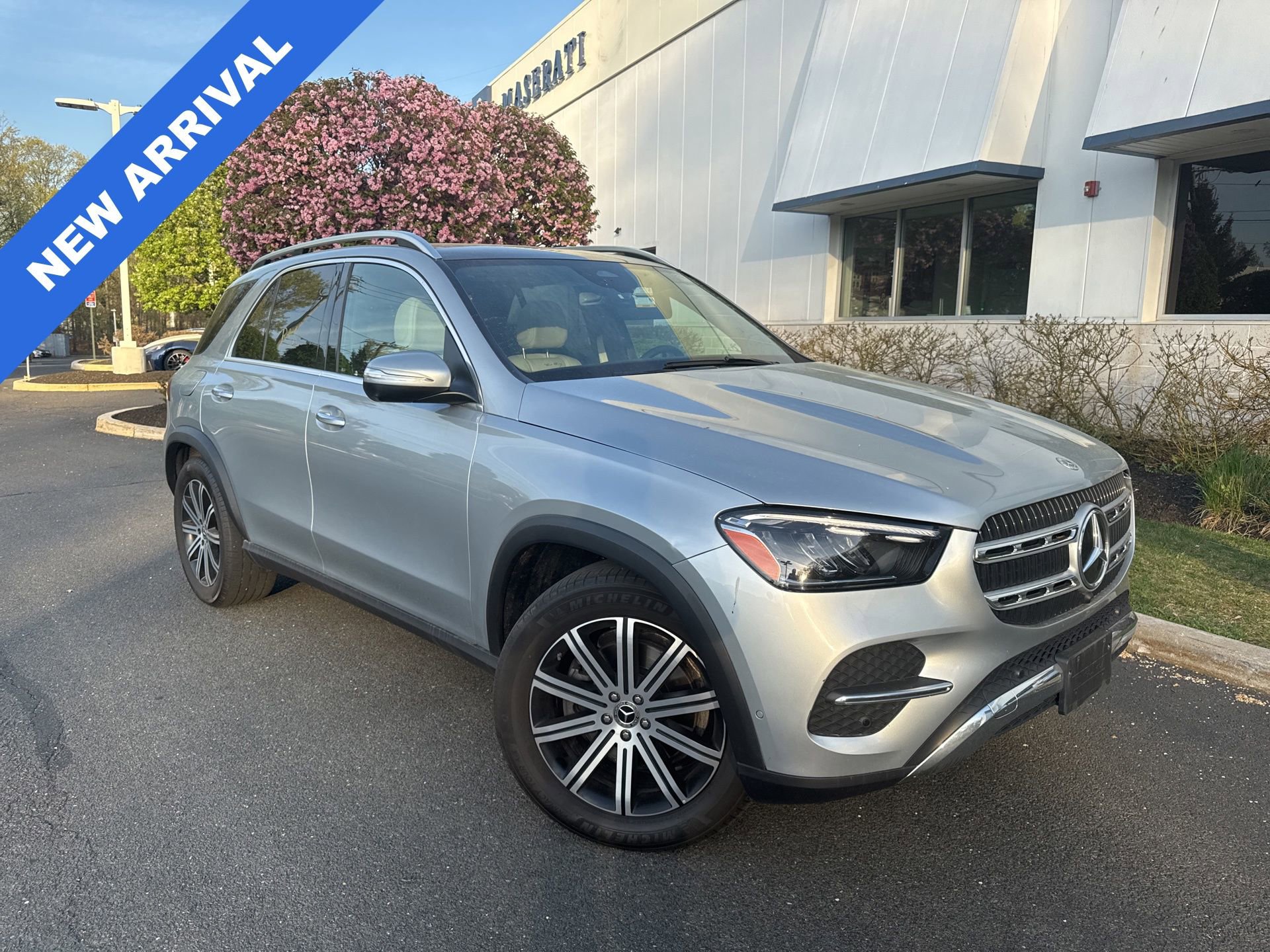 Used 2024 Mercedes-Benz GLE 350 4MATIC w/ Winter Package image 1