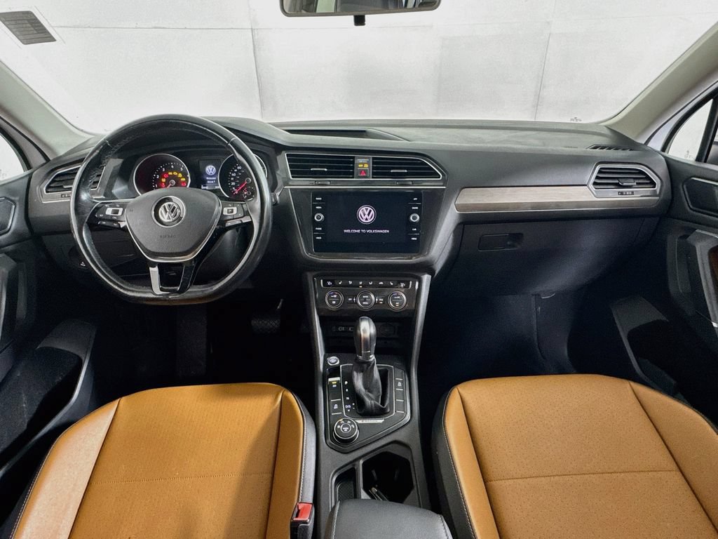 Used 2018 Volkswagen Tiguan SE AWD/4WD image 28