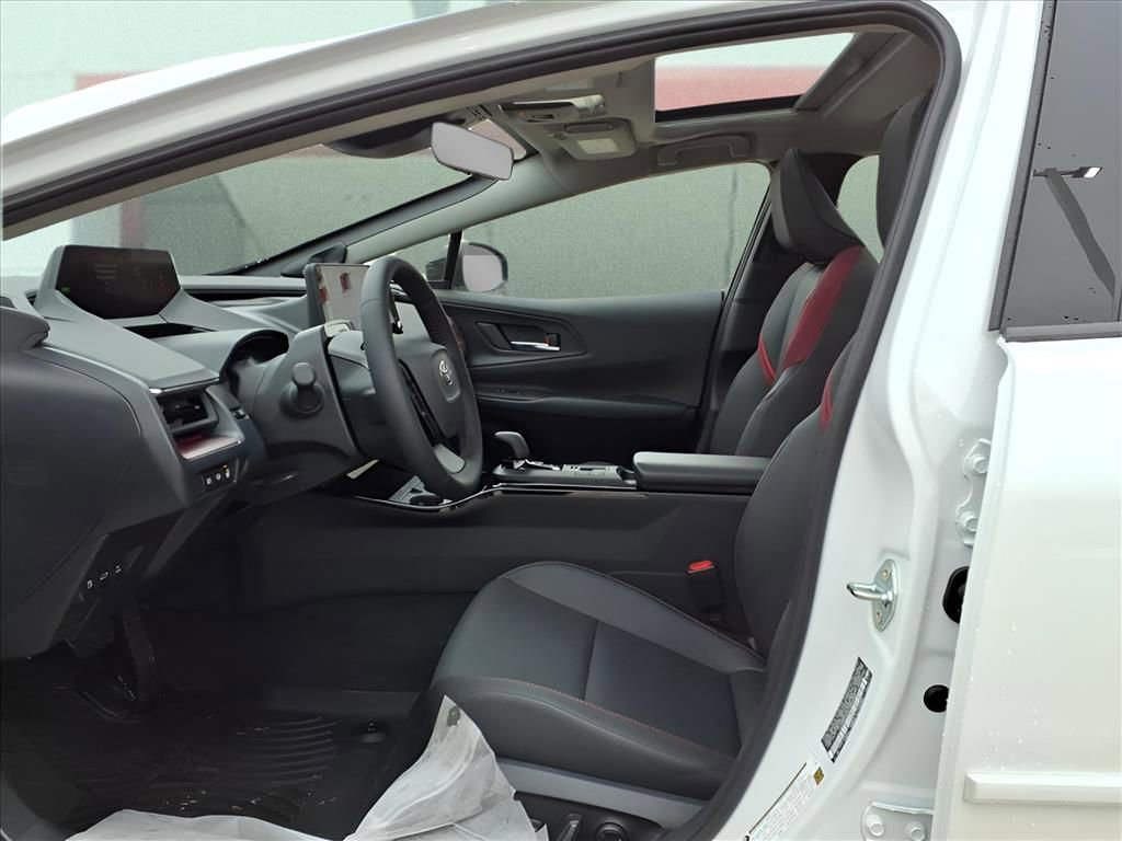 New 2026 Toyota Prius Plug-In Hybrid FWD image 12