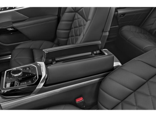 New 2026 BMW 740i w/ Premium Package RWD image 17