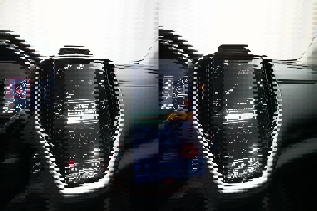 Certified 2023 Subaru Ascent Limited w/ Technology Package image 6