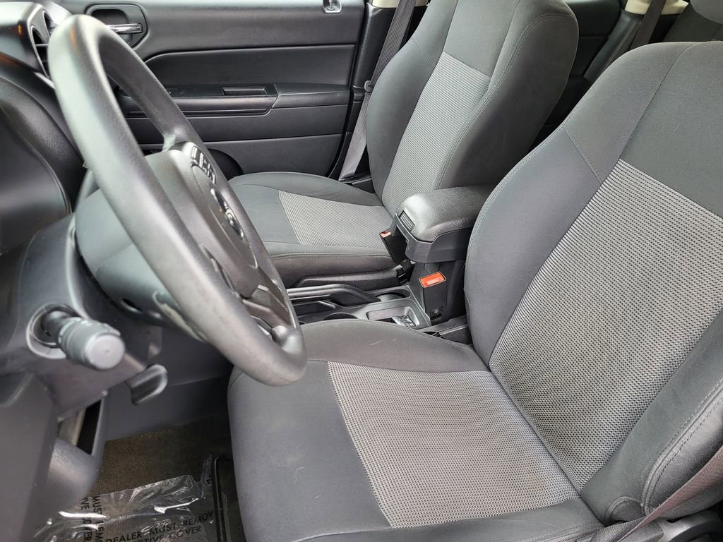 Used 2016 Jeep Patriot Sport w/ Power Value Group image 3