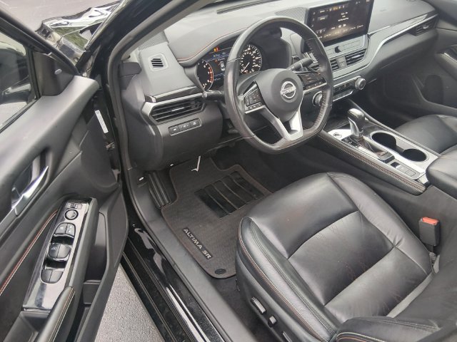 Certified 2023 Nissan Altima 2.5 SR w/ SR Premium Package AWD/4WD image 9