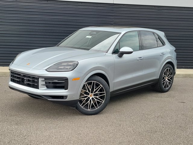 Used 2026 Porsche Cayenne AWD/4WD image 1