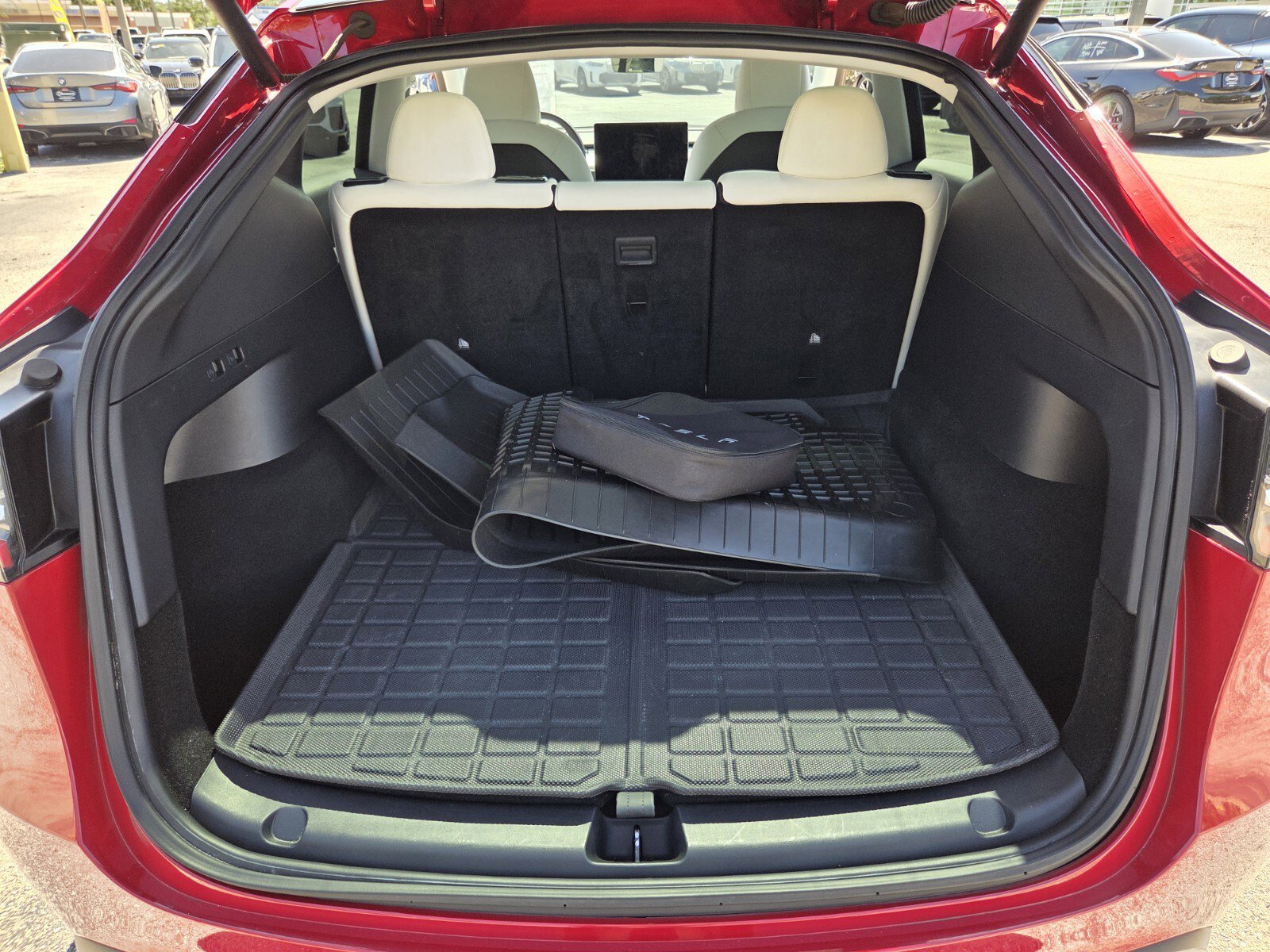 Used 2021 Tesla Model Y Long Range image 14