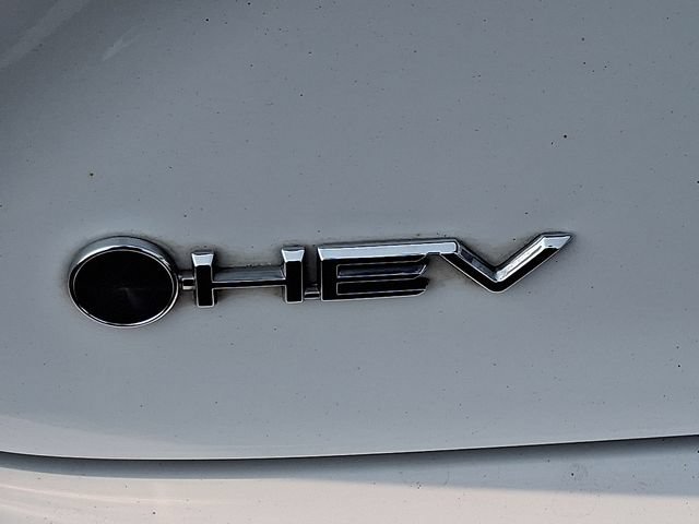 Certified 2025 Toyota Camry SE FWD image 8
