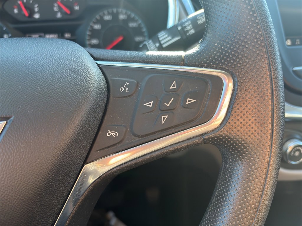 Used 2019 Chevrolet Equinox LS w/ LS Convenience Package image 25